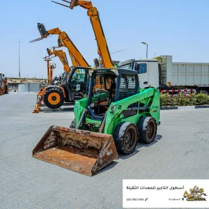 بوبكات بوبكات أخضر لأعمال التحميل ونقل المواد